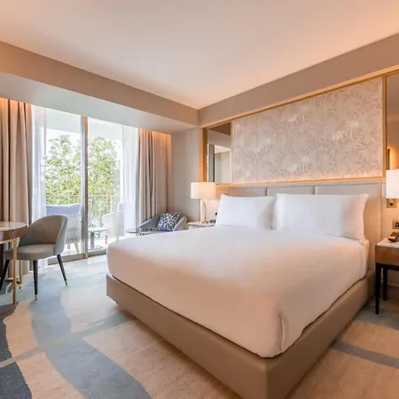 Legacy Cascais, Curio Collection By Hilton