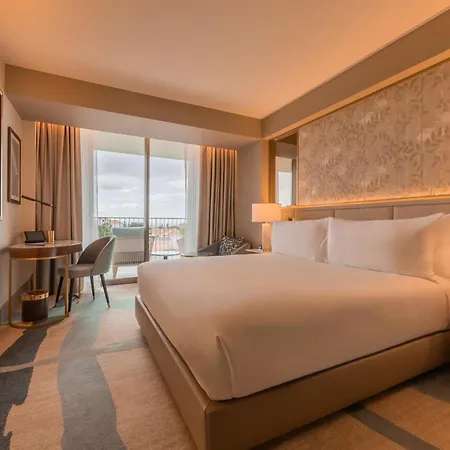 Legacy Cascais, Curio Collection By Hilton 4*