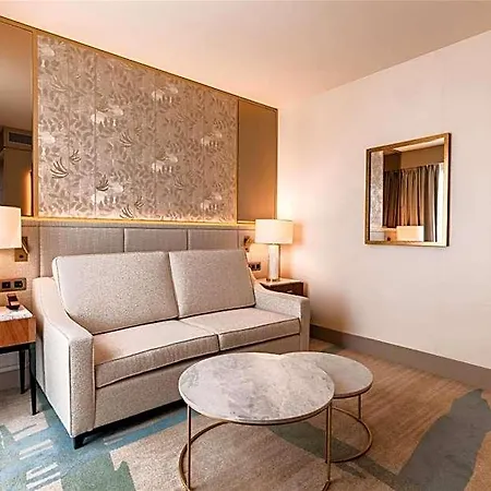 Legacy Cascais, Curio Collection By Hilton Hotel
