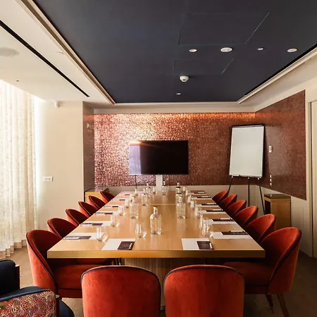 Legacy Cascais, Curio Collection By Hilton Hotell