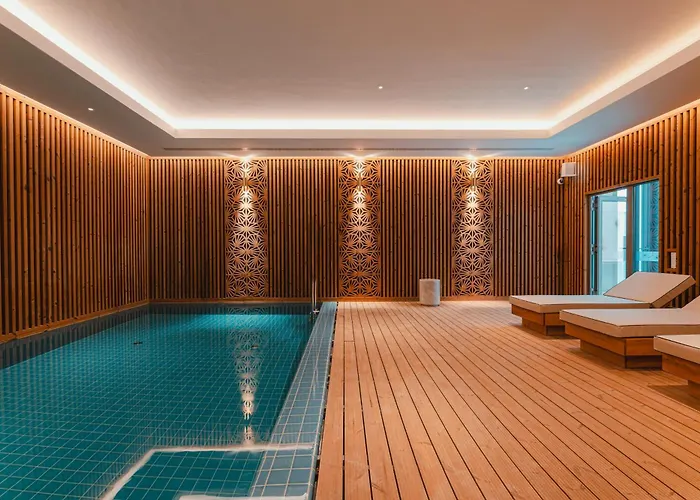 Legacy Cascais, Curio Collection By Hilton