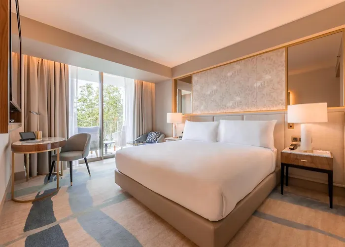 Legacy Cascais, Curio Collection By Hilton